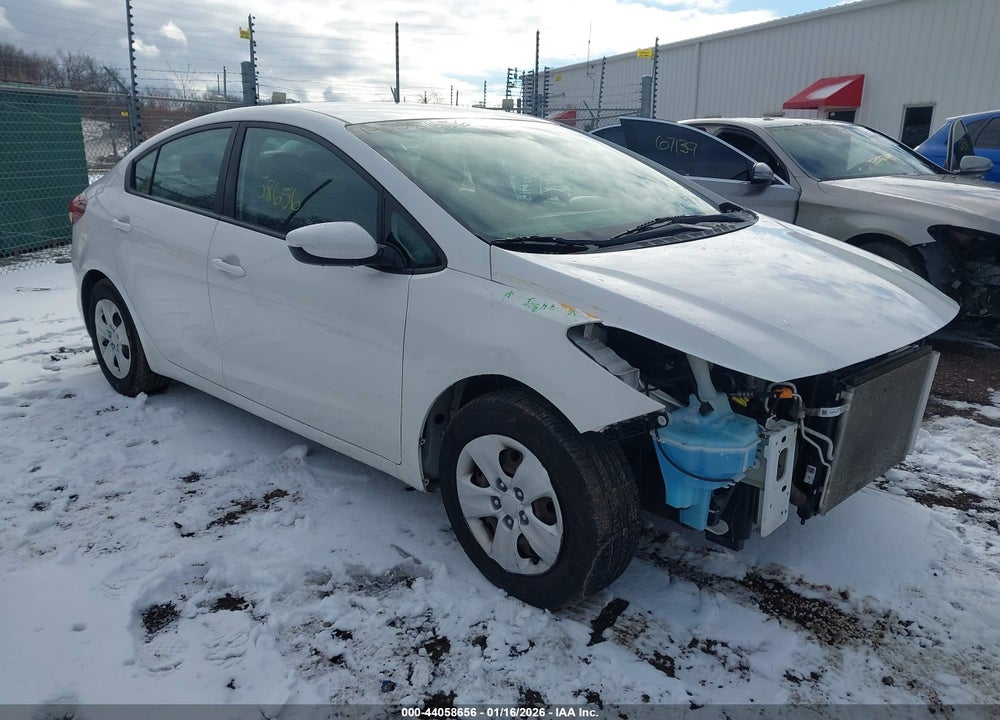 2017 KIA FORTE LX VIN: 3KPFL4A79HE108382