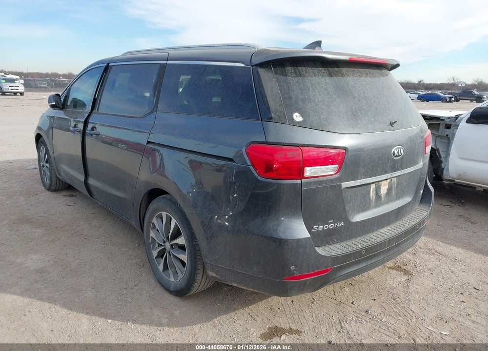 2017 KIA SEDONA SX VIN: KNDMC5C19H6318833