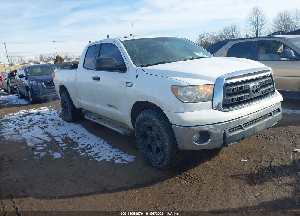 2012 TOYOTA TUNDRA GRADE 5.7L V8 VIN: 5TFUY5F1XCX213590