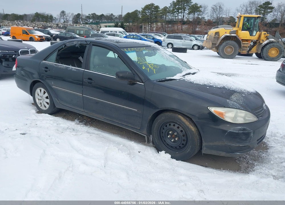 2002 TOYOTA CAMRY XLE V6 VIN: 4T1BF30K72U009070