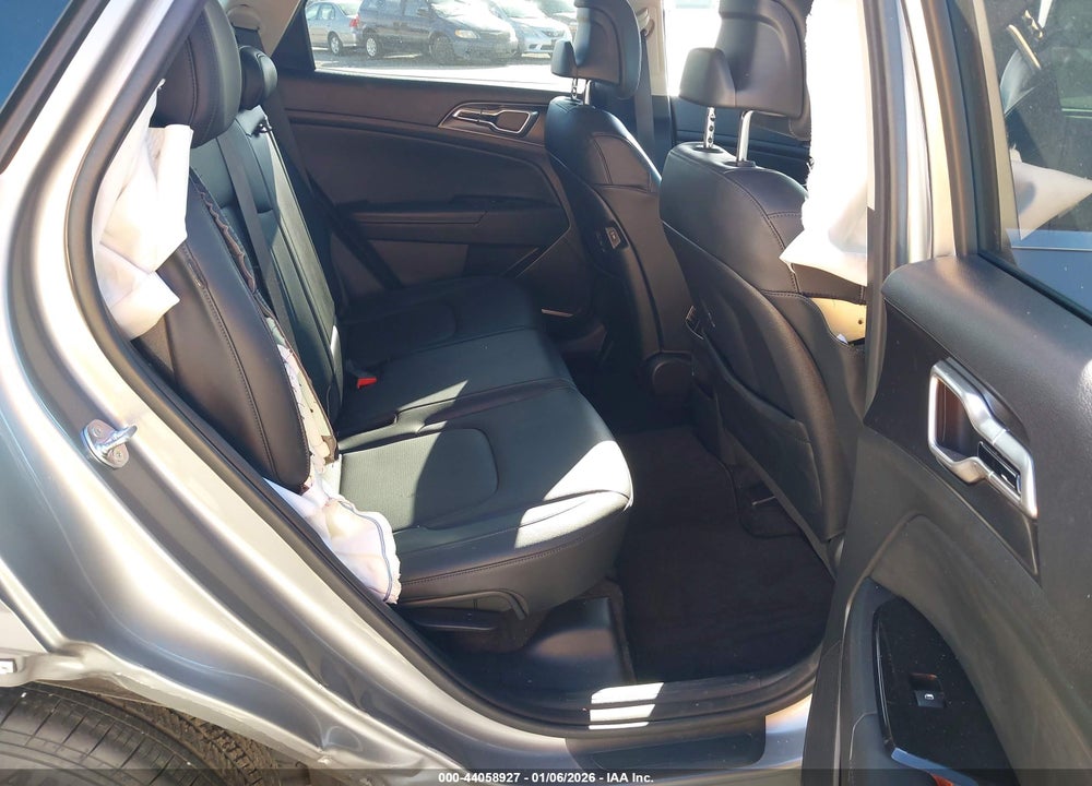 2024 KIA SPORTAGE EX VIN: KNDPV3DF1R7313711