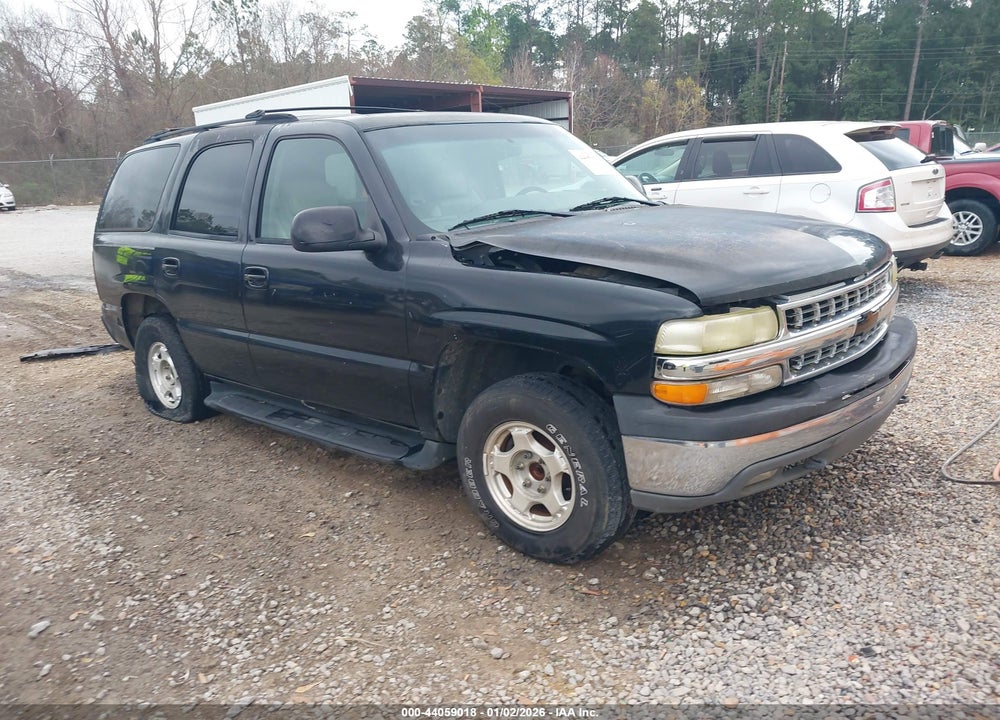 2001 CHEVROLET TAHOE LT VIN: 1GNEC13T11R166136