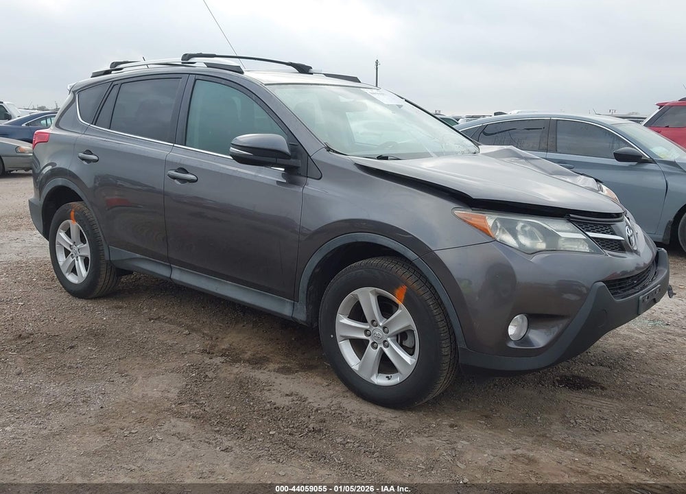 2014 TOYOTA RAV4 XLE VIN: 2T3WFREV5EW117271