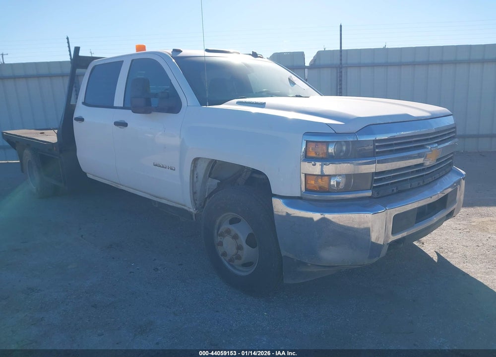 2015 CHEVROLET SILVERADO 3500HD CHASSIS LT VIN: 1GB4KZC80FF135734