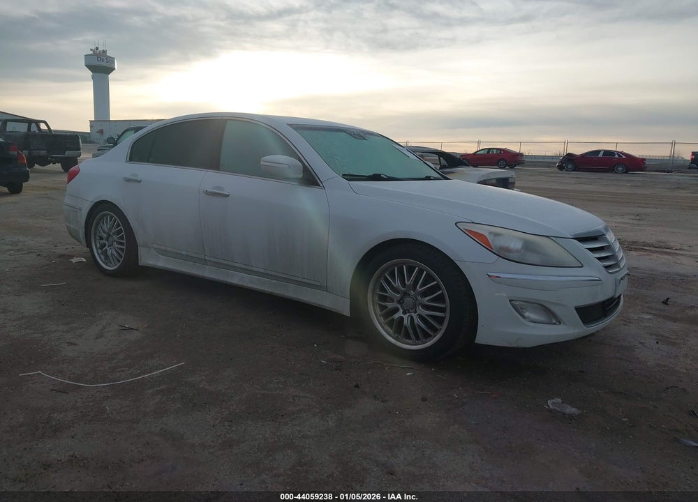 2013 HYUNDAI GENESIS 3.8 VIN: KMHGC4DD8DU235847
