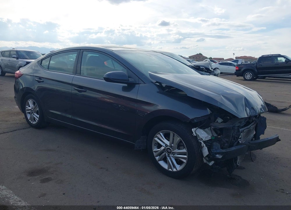 2020 HYUNDAI ELANTRA SEL VIN: 5NPD84LF5LH572920