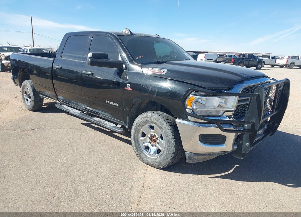 2022 RAM 2500 TRADESMAN  4X4 8' BOX VIN: 3C6UR5HL8NG314525
