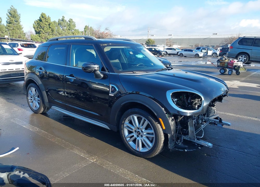2020 MINI COUNTRYMAN COOPER S VIN: WMZYW7C02L3L41750