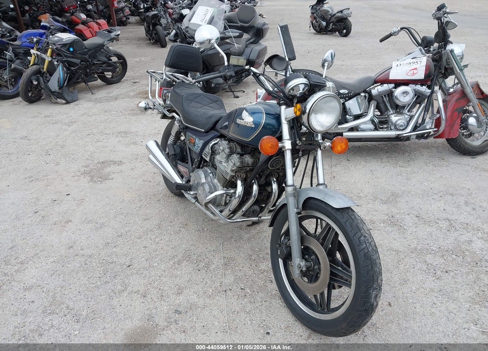 1981 HONDA CB750 C VIN: JH2RC011XBM107243