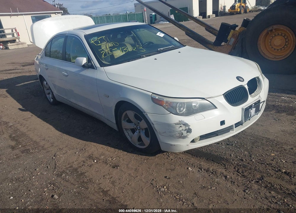 2005 BMW 530I VIN: WBANA735X5B817083