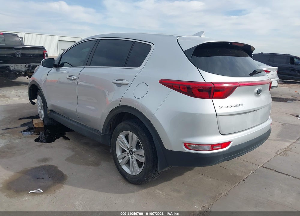 2019 KIA SPORTAGE LX VIN: KNDPM3AC2K7567995