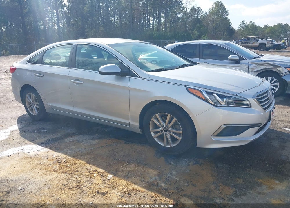 2016 HYUNDAI SONATA VIN: 5NPE24AF6GH400524