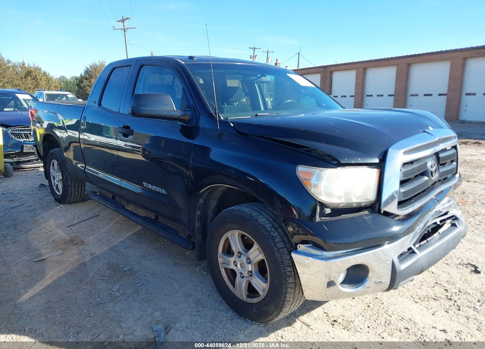 2011 TOYOTA TUNDRA GRADE 4.6L V8 VIN: 5TFRM5F10BX022177