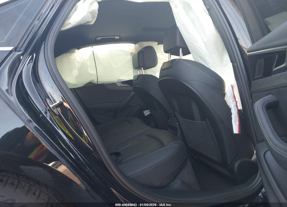 2023 AUDI A4 PREMIUM PLUS 45 TFSI S LINE QUATTRO S TRONIC VIN: WAUEAAF46PN003885