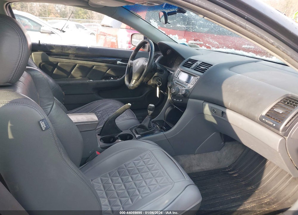 2006 HONDA ACCORD 3.0 EX VIN: 1HGCM81606A008185