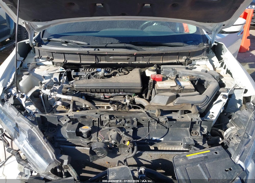 2018 NISSAN ROGUE SV VIN: 5N1AT2MT6JC755421