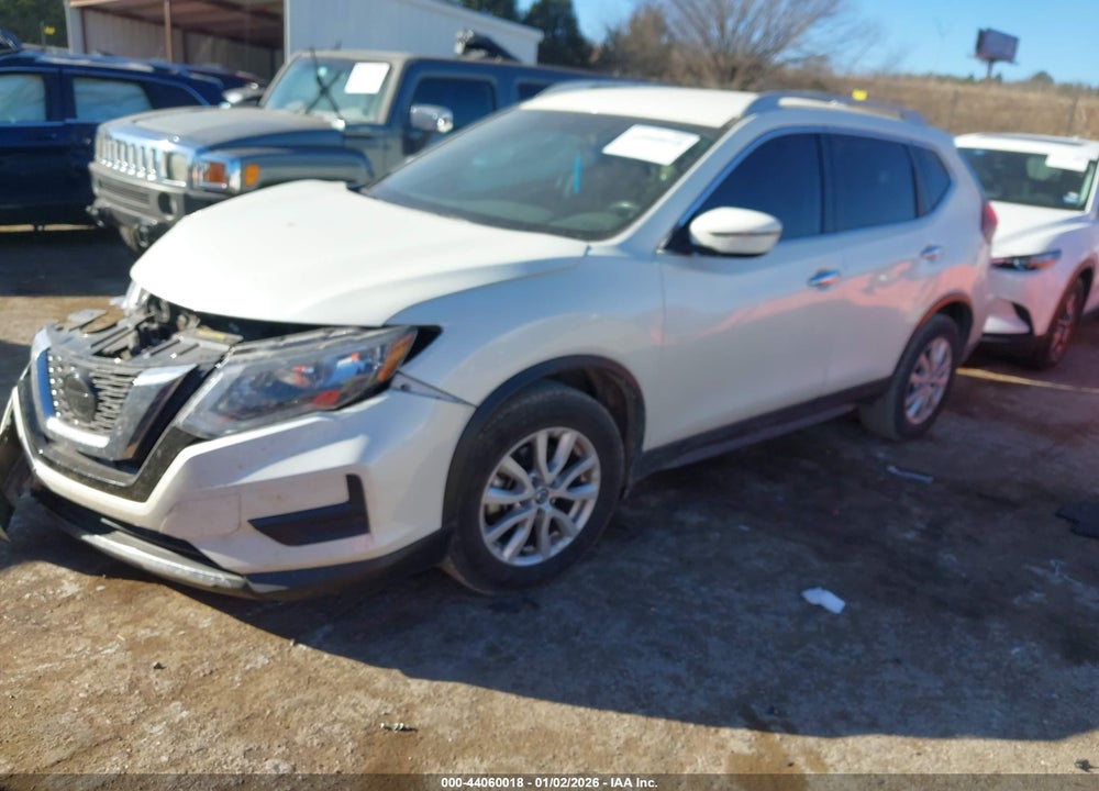 2018 NISSAN ROGUE SV VIN: 5N1AT2MT6JC755421