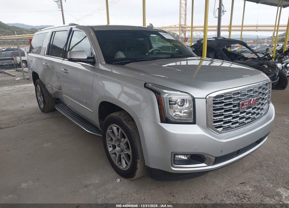 2020 GMC YUKON XL 2WD DENALI VIN: 1GKS1HKJ6LR190837