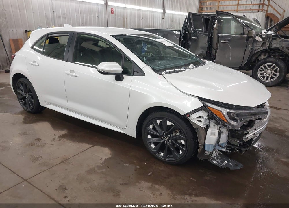 2025 TOYOTA COROLLA XSE VIN: JTNC4MBE0S3245895