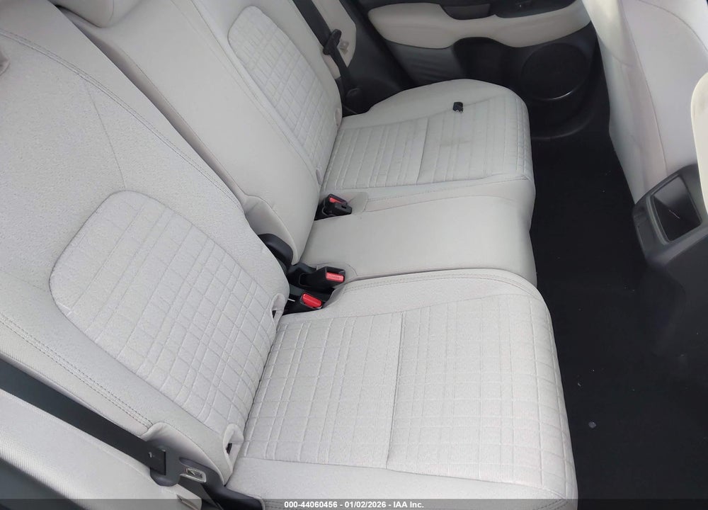2025 HONDA HR-V AWD LX VIN: 3CZRZ2H34SM721116