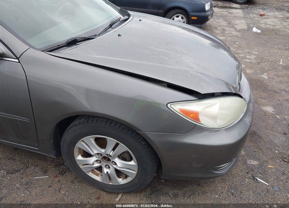 2004 TOYOTA CAMRY LE VIN: 4T1BE32K04U844933