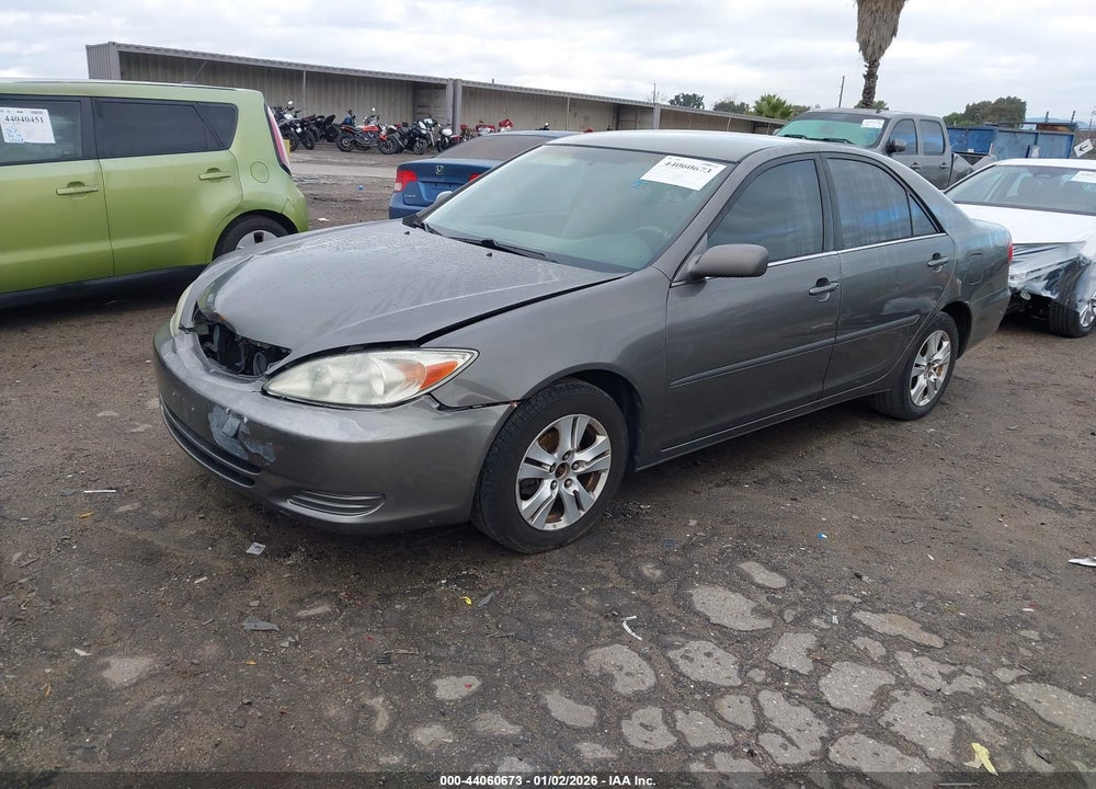 2004 TOYOTA CAMRY LE VIN: 4T1BE32K04U844933