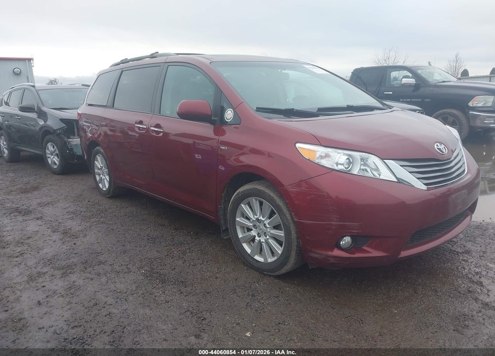 2017 TOYOTA SIENNA XLE 7 PASSENGER VIN: 5TDDZ3DC0HS173457