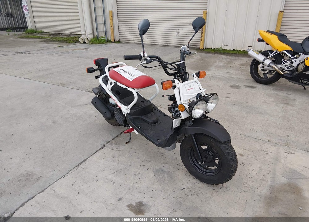 2017 HONDA NPS50 VIN: JH2AF581XHK501823