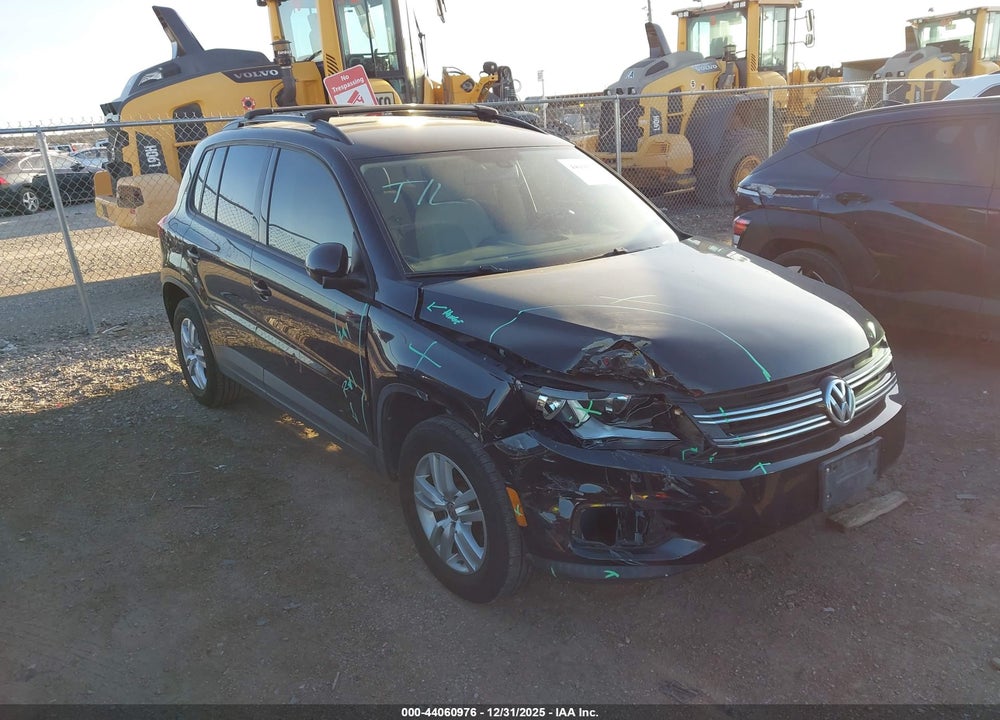 2017 VOLKSWAGEN TIGUAN 2.0T/2.0T S VIN: WVGAV7AX4HK025750