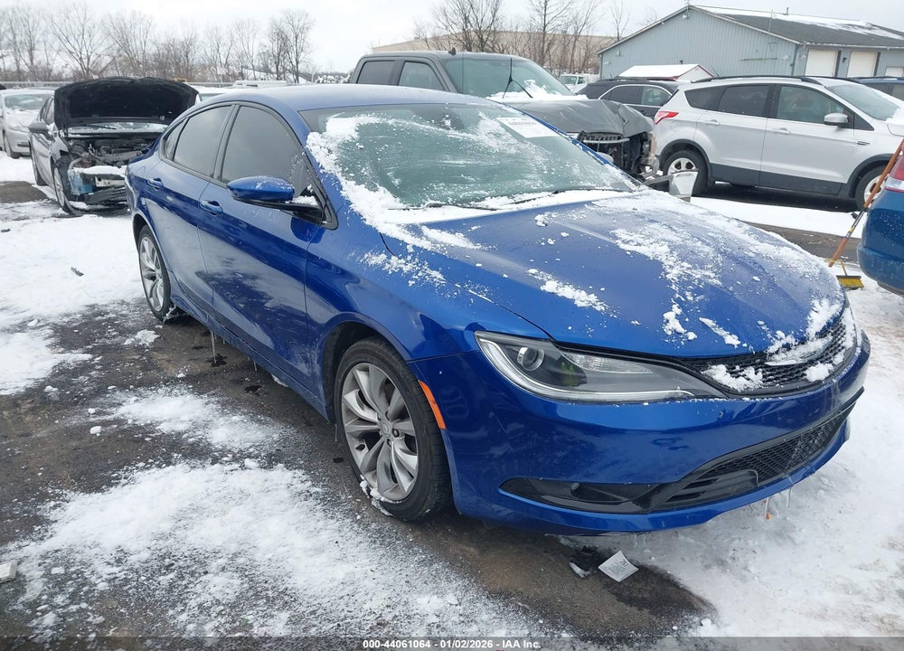 2015 CHRYSLER 200 S VIN: 1C3CCCBBXFN698749