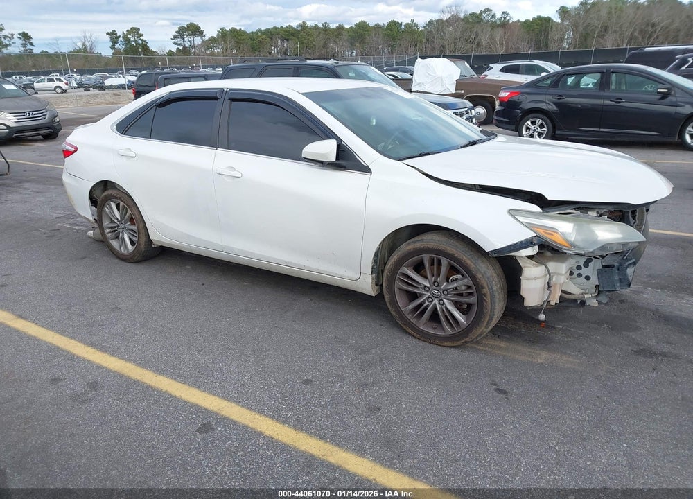 2017 TOYOTA CAMRY SE VIN: 4T1BF1FKXHU323638