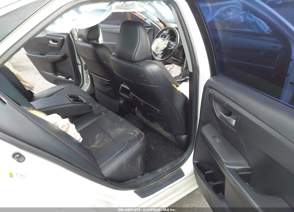 2017 TOYOTA CAMRY SE VIN: 4T1BF1FKXHU323638