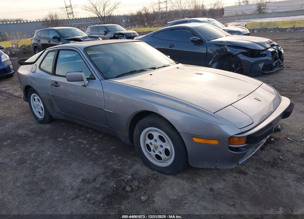 1987 PORSCHE 944 VIN: WP0AB0948HN476354