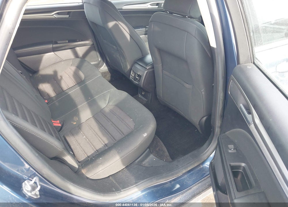 2018 FORD FUSION SE VIN: 3FA6P0H72JR184890