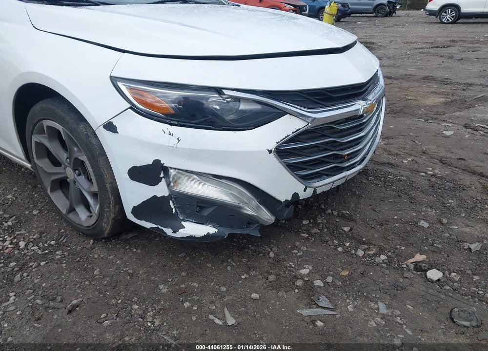 2020 CHEVROLET MALIBU FWD LT VIN: 1G1ZD5ST1LF111649
