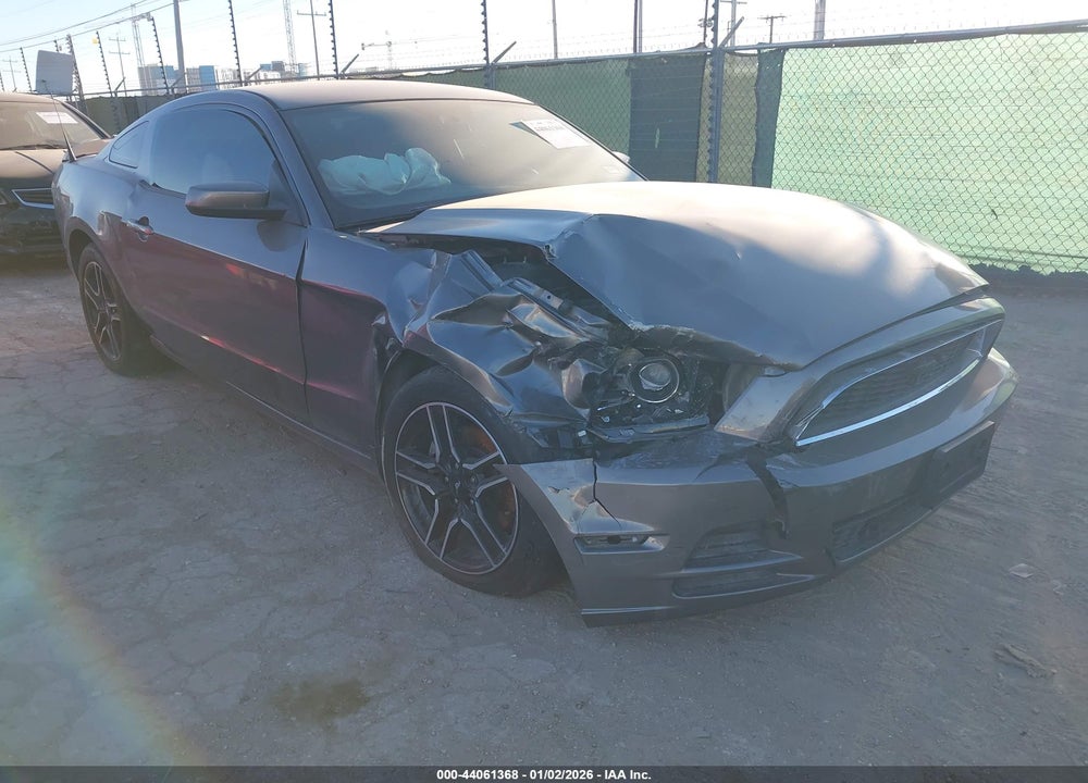 2014 FORD MUSTANG V6 VIN: 1ZVBP8AM9E5284238
