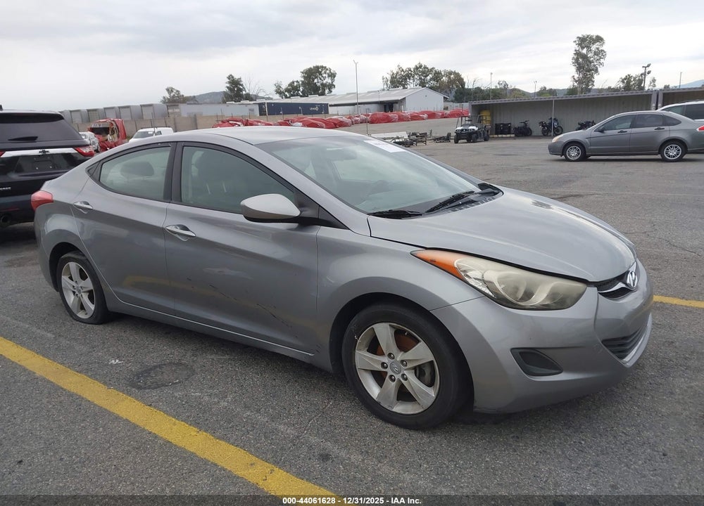 2013 HYUNDAI ELANTRA GLS VIN: KMHDH4AEXDU798139