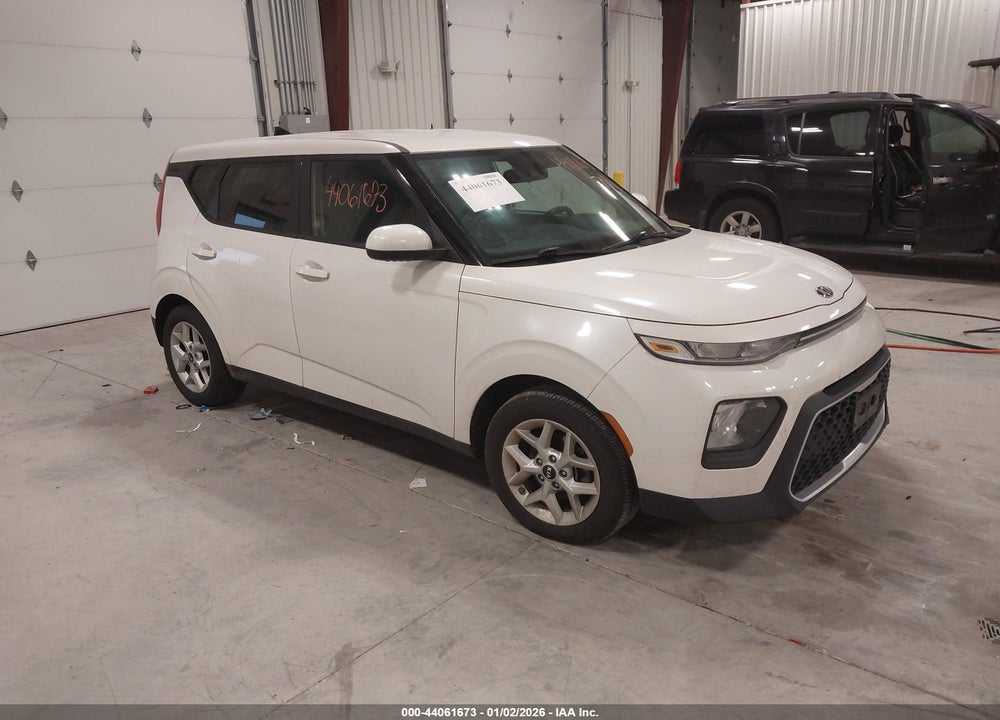 2021 KIA SOUL S VIN: KNDJ23AU7M7781095