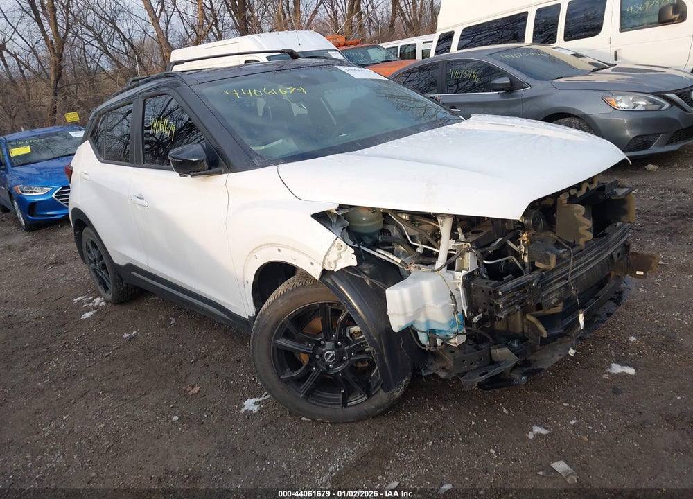 2023 NISSAN KICKS SR XTRONIC CVT VIN: 3N1CP5DVXPL470192