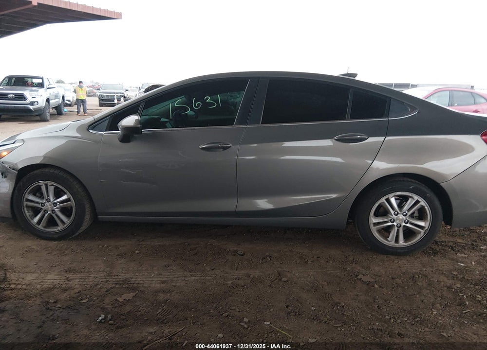 2017 CHEVROLET CRUZE LT AUTO VIN: 1G1BE5SM6H7221282