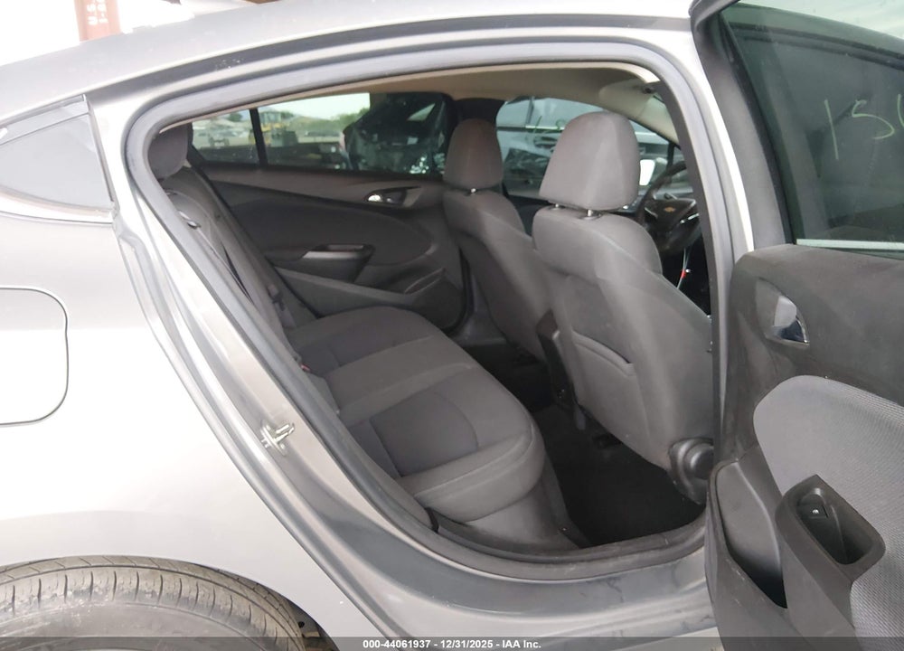 2017 CHEVROLET CRUZE LT AUTO VIN: 1G1BE5SM6H7221282