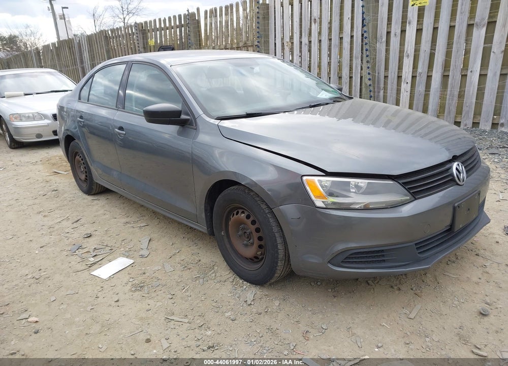 2014 VOLKSWAGEN JETTA 2.0L S VIN: 3VW2K7AJ1EM238332