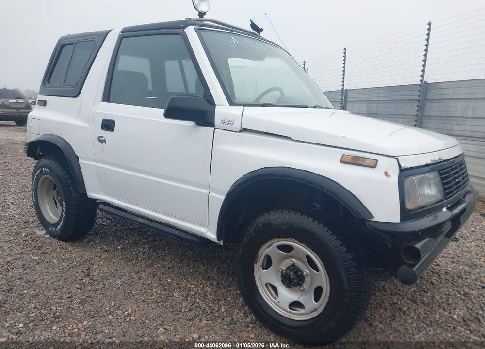 1993 GEO TRACKER VIN: 2CNBE18U7P6909602