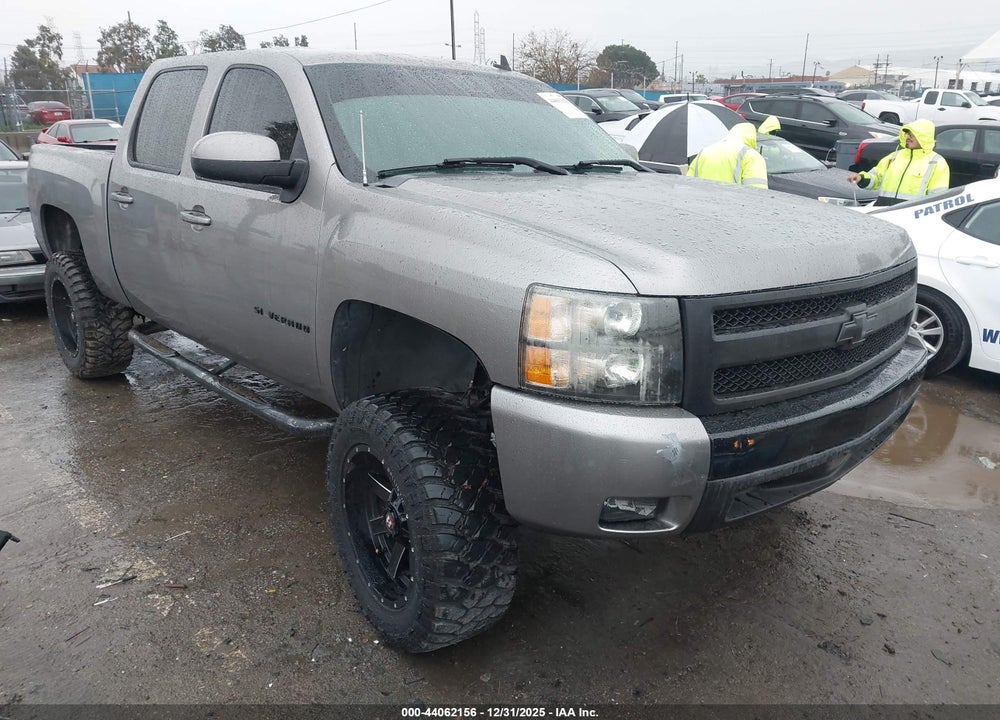 2008 CHEVROLET SILVERADO 1500 LT2 VIN: 3GCEC13J58G110735