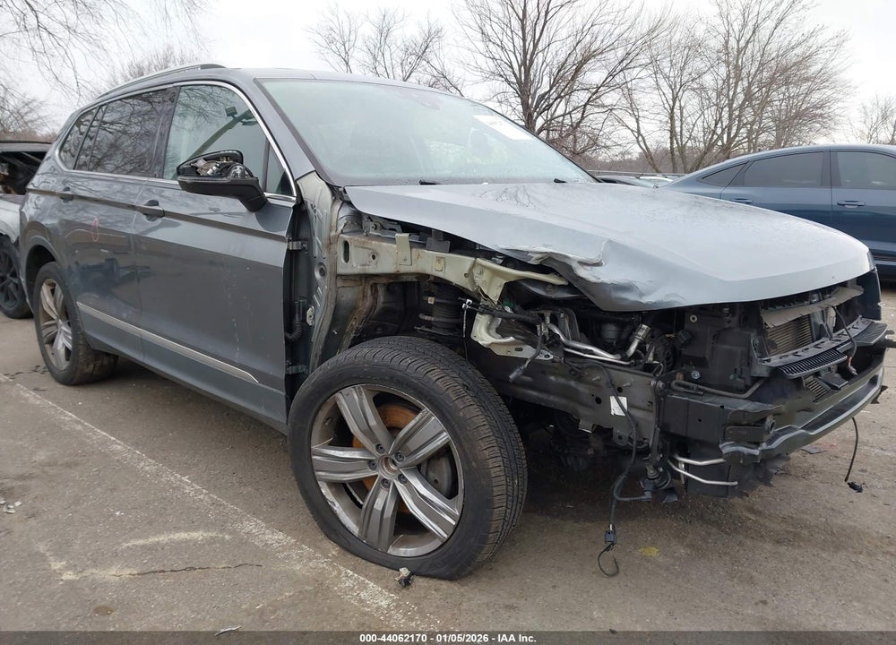 2019 VOLKSWAGEN TIGUAN 2.0T SEL PREMIUM/2.0T SEL PREMIUM R-LINE VIN: 3VV4B7AX1KM022705