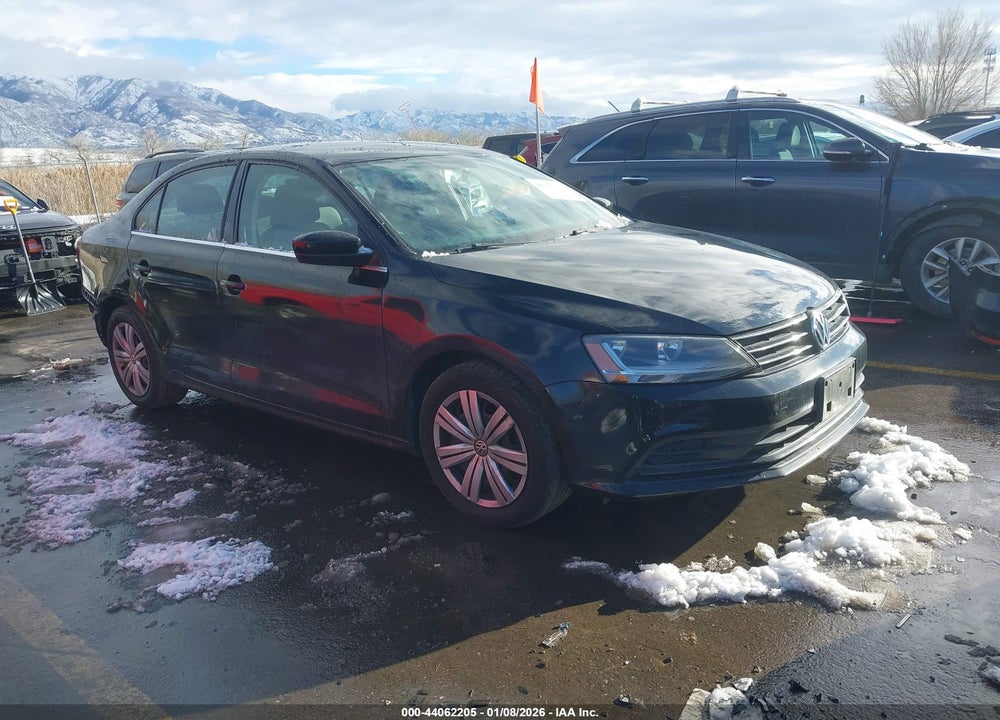 2017 VOLKSWAGEN JETTA 1.4T S VIN: 3VW2B7AJ3HM395865