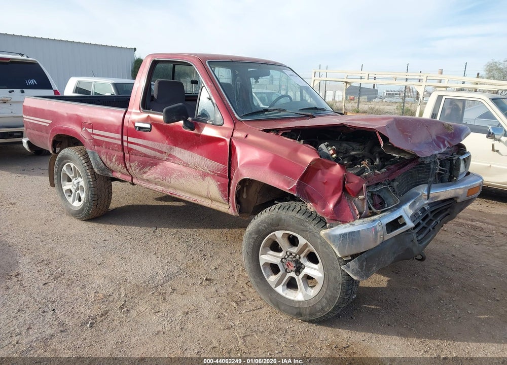 1991 TOYOTA PICKUP 1/2 TON SHT WHEELBASE DLX VIN: JT4RN01P9M0011802