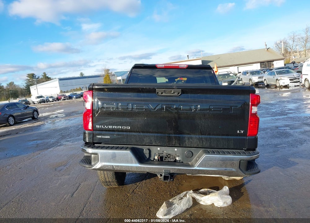 2022 CHEVROLET SILVERADO 1500 4WD  SHORT BED LT WITH 2FL VIN: 3GCPDKEKXNG520332