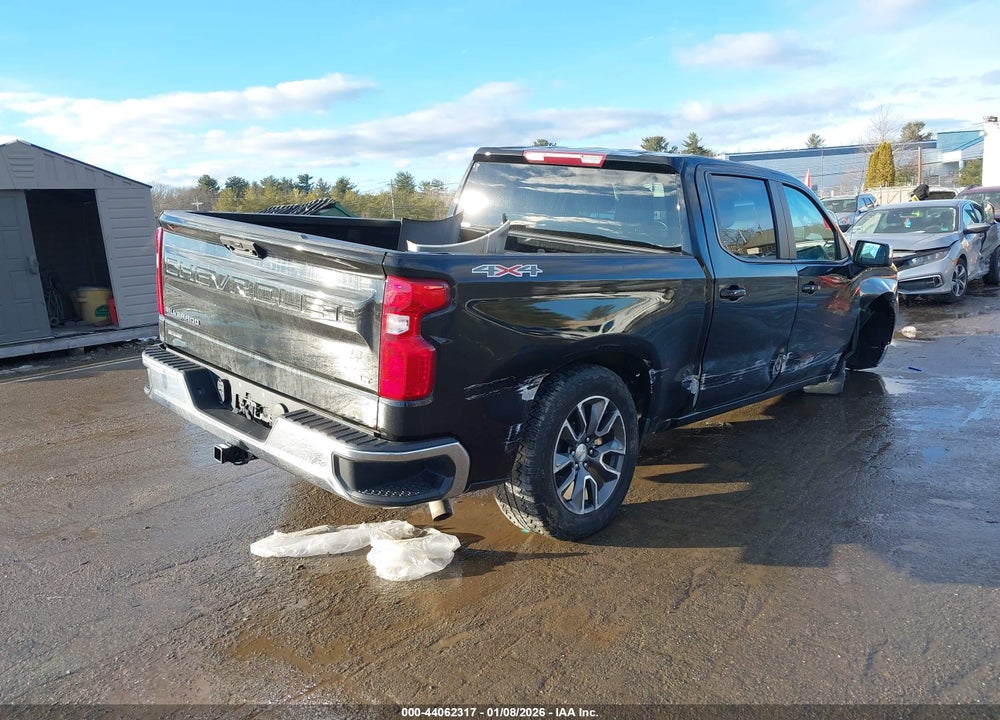 2022 CHEVROLET SILVERADO 1500 4WD  SHORT BED LT WITH 2FL VIN: 3GCPDKEKXNG520332