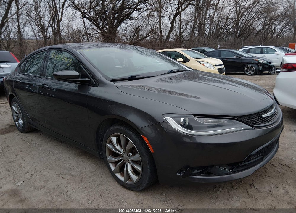 2016 CHRYSLER 200 S VIN: 1C3CCCBBXGN146380